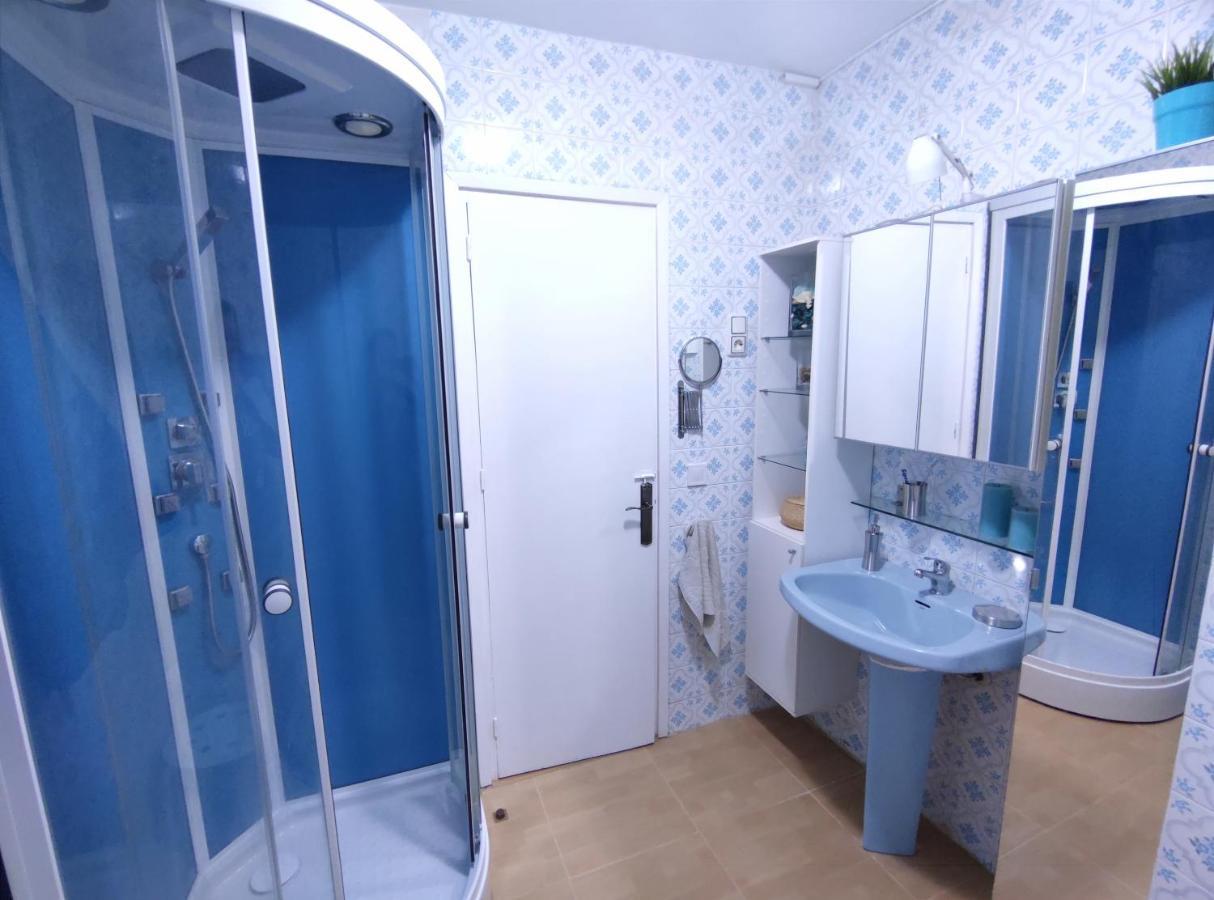 Apartament Atico En El Corazon De *